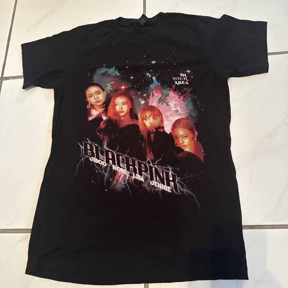Blackpink In Your Area Tour Tee t shirt 2019 Black 18x26 S Concert Tour K Pop